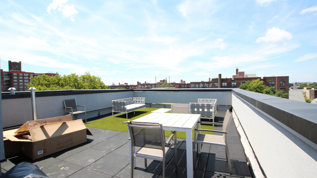 1605 New York Ave - Photo 1