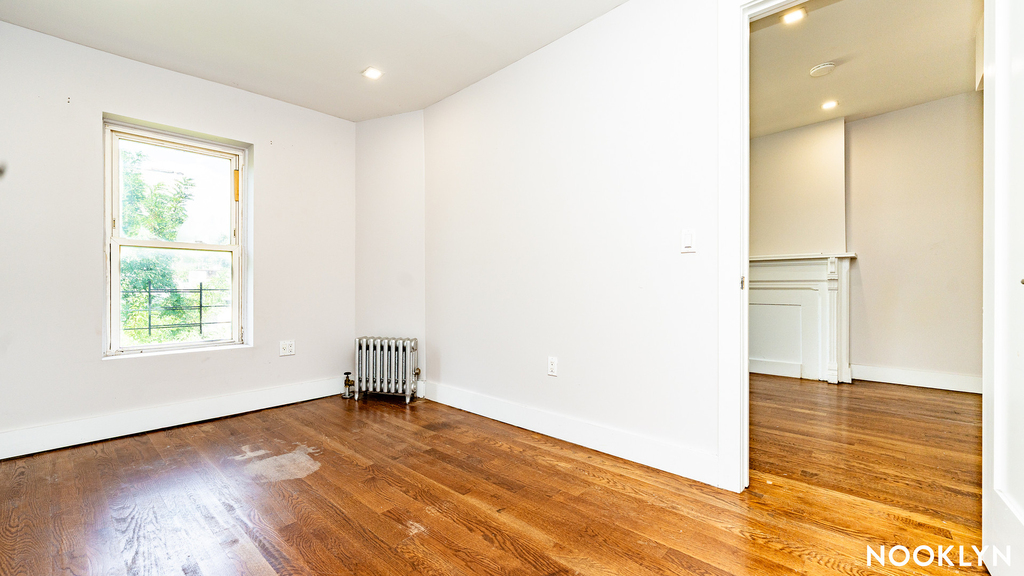 135 Decatur St - Photo 9