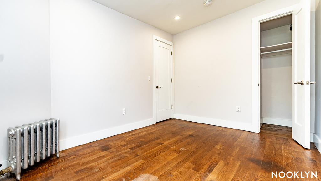 135 Decatur St - Photo 10
