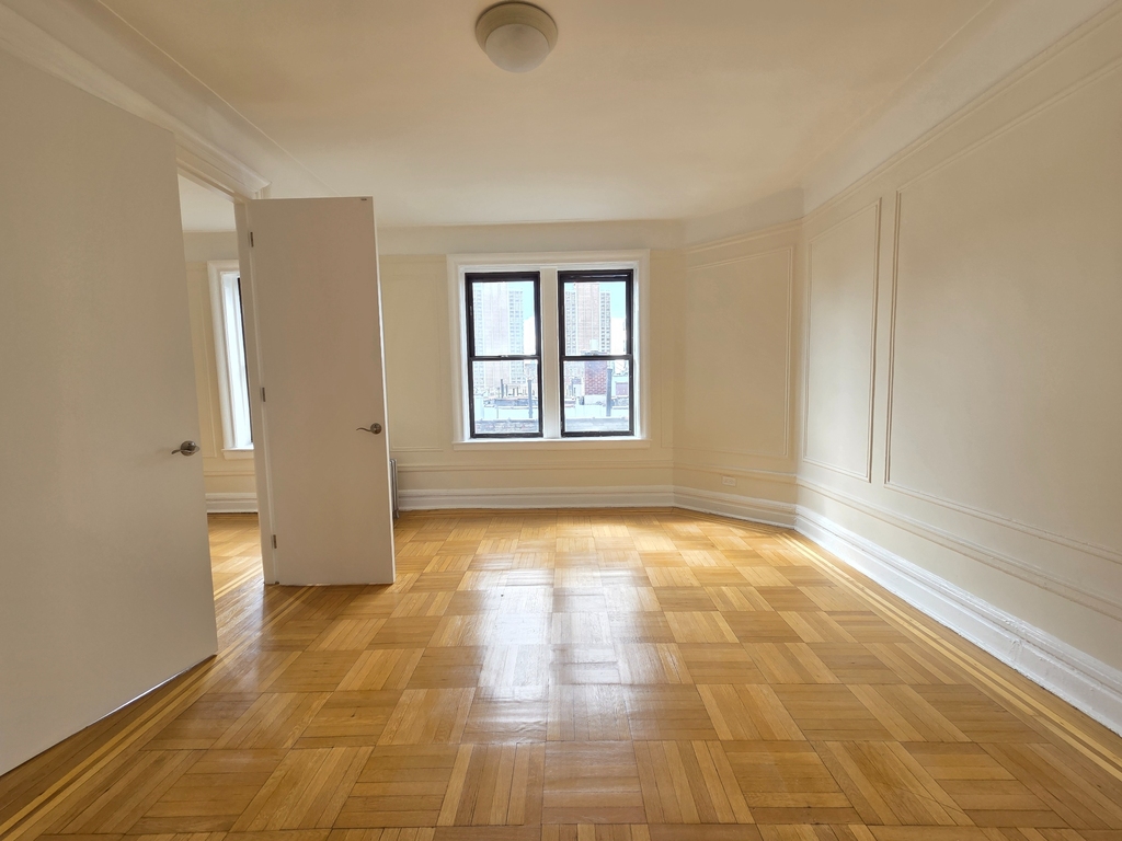 West 170th Street - Photo 1