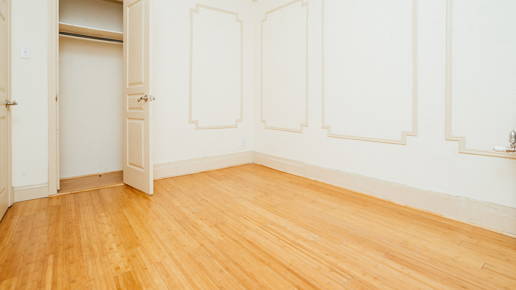 380 St Johns Pl - Photo 9