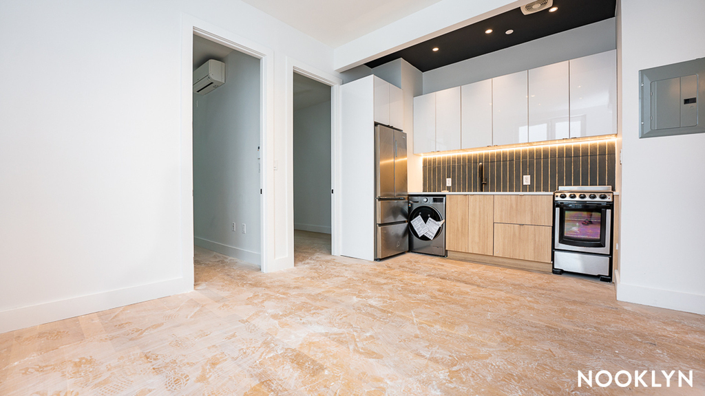 987 Bedford Ave - Photo 0