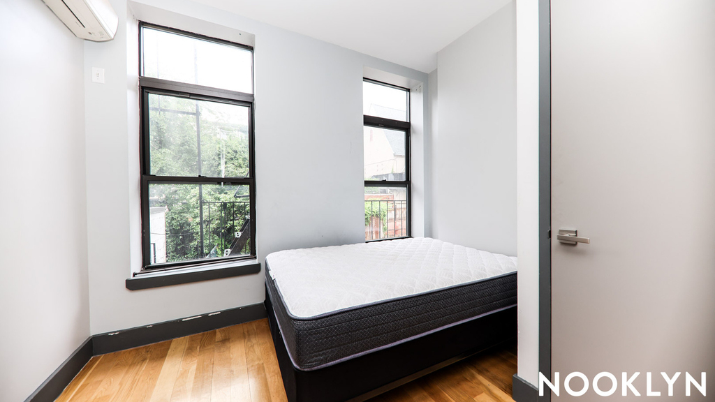 1000 Fulton St - Photo 1