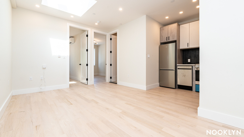 357 Flatbush Ave - Photo 2