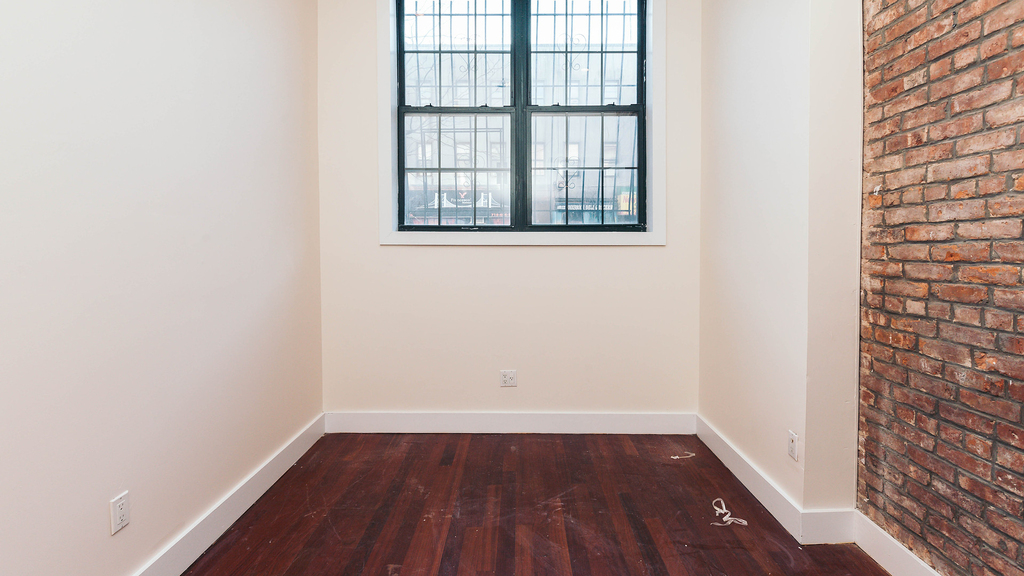 179 Knickerbocker Ave - Photo 10
