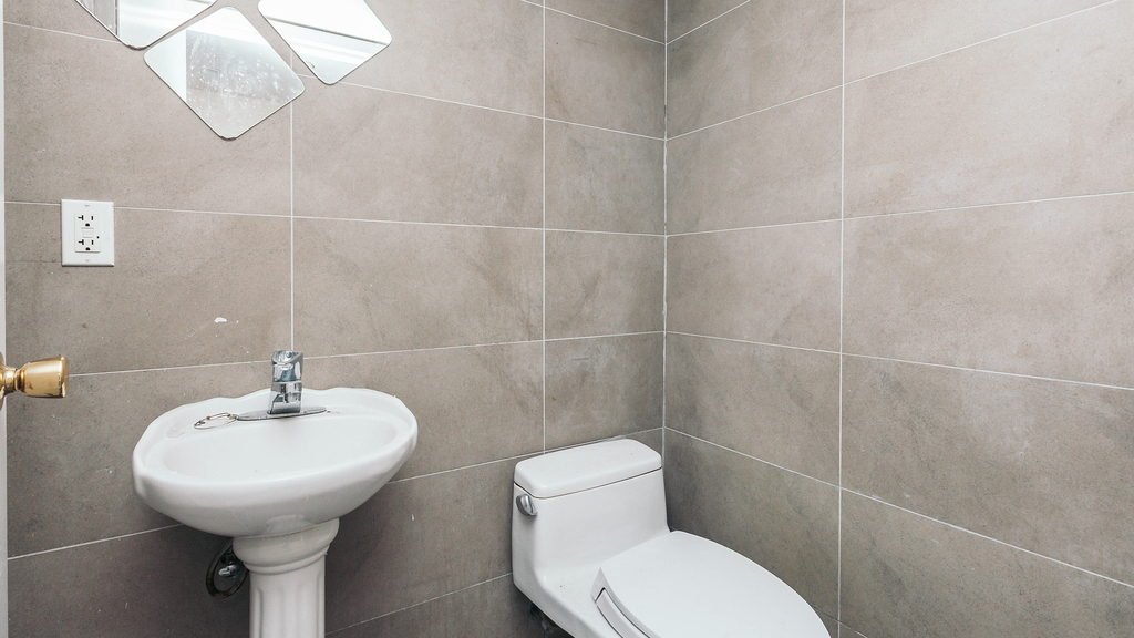179 Knickerbocker Ave - Photo 9