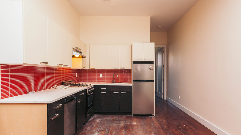 179 Knickerbocker Ave - Photo 13