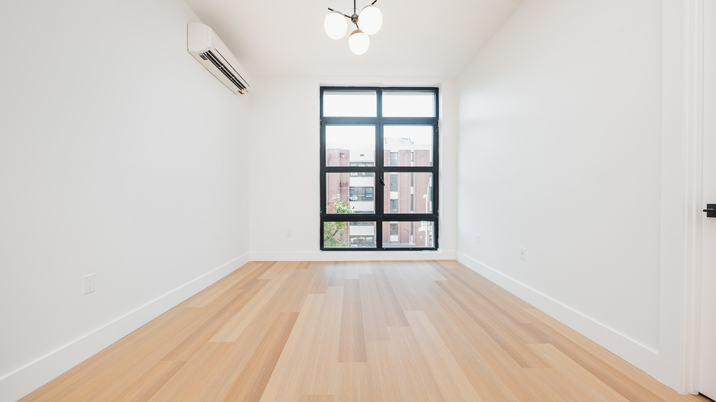 420 Gates Ave - Photo 10