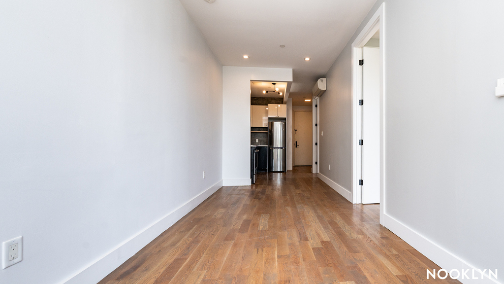 916 Bergen St - Photo 11