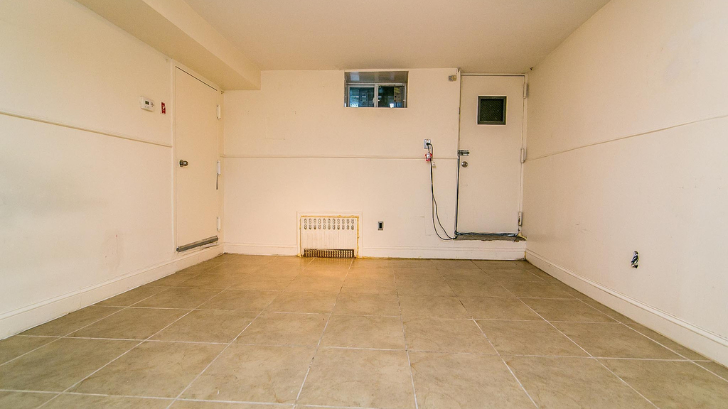 269 Melrose St - Photo 4