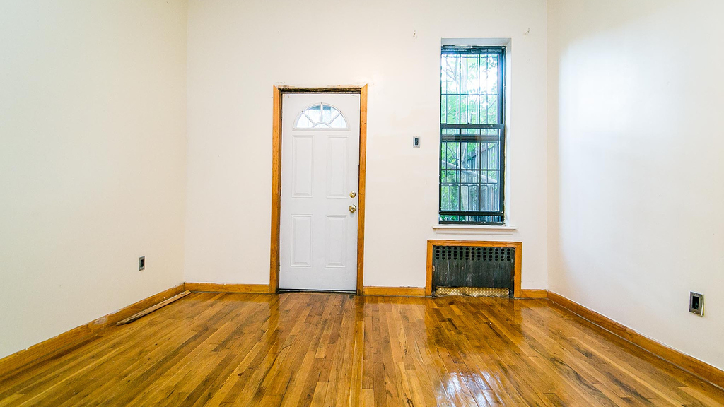 269 Melrose St - Photo 12