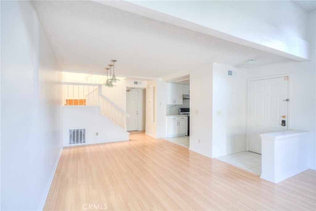 15748 Tetley - Photo 6