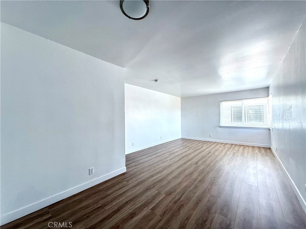 207 S Bushnell - Photo 1