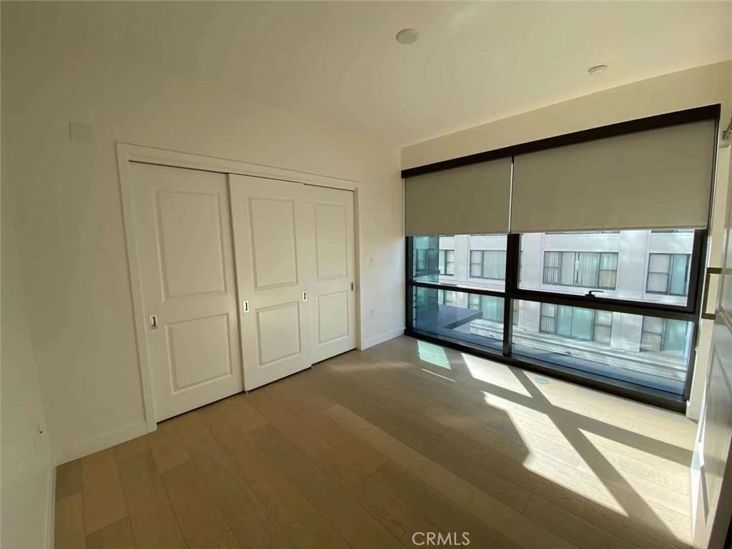 400 S Broadway - Photo 7
