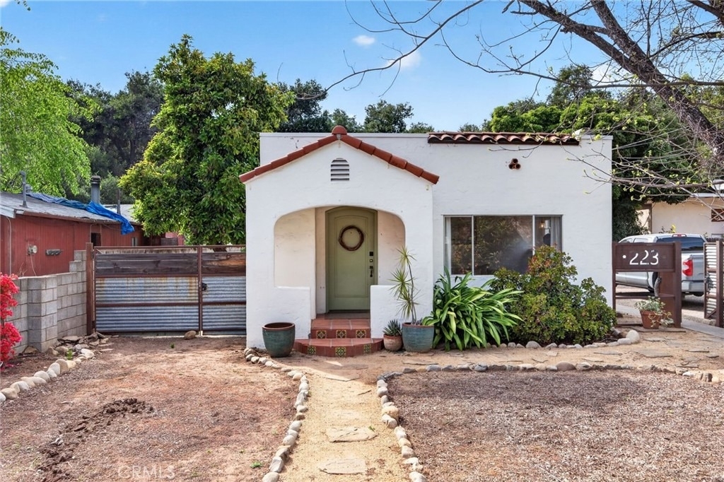 223 S Padre Juan - Photo 1