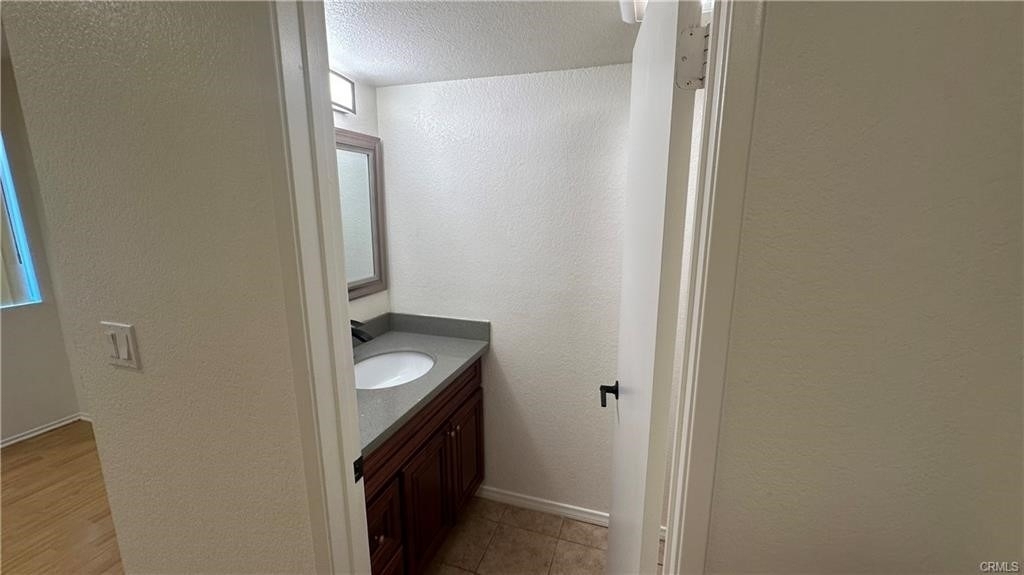 421 Porter Street - Photo 3