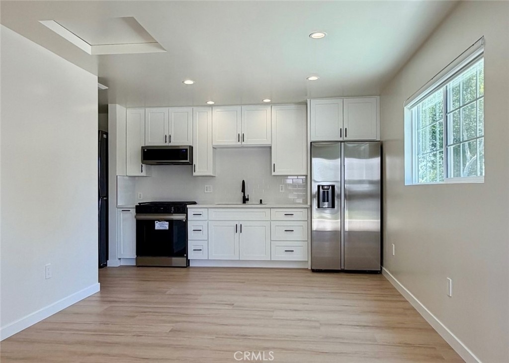 16117 Harvest Street - Photo 2