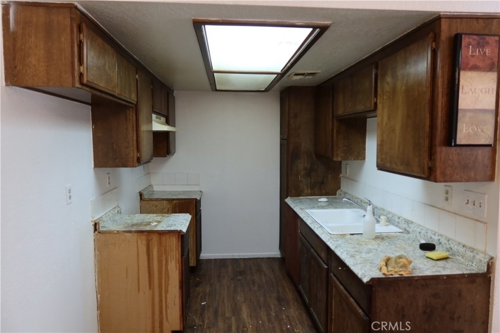 826 E Avenue J12 - Photo 10