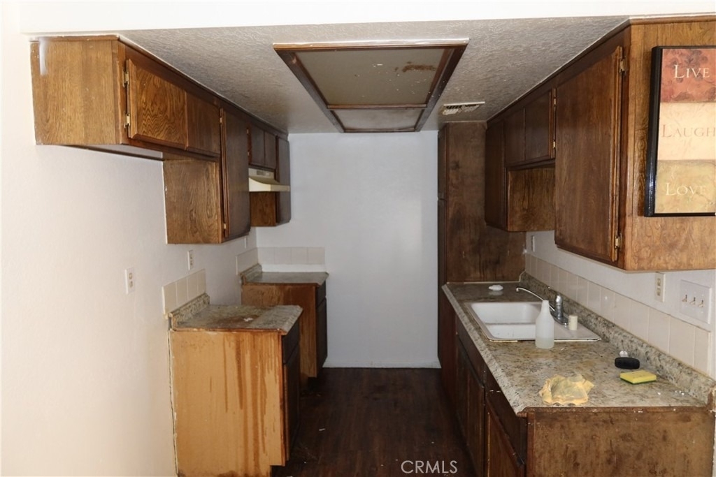 826 E Avenue J12 - Photo 11