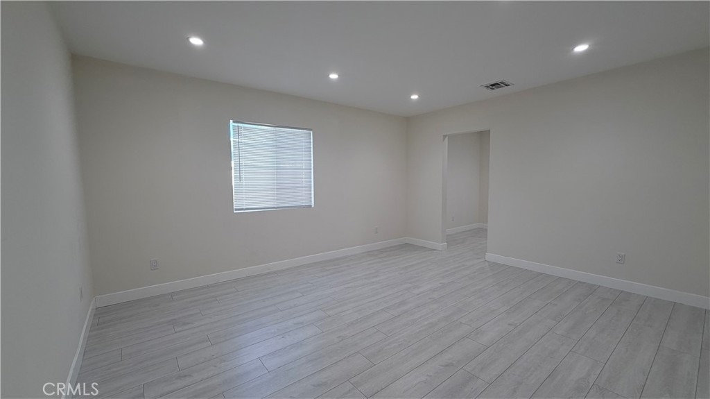 20210 Hartland Street - Photo 7