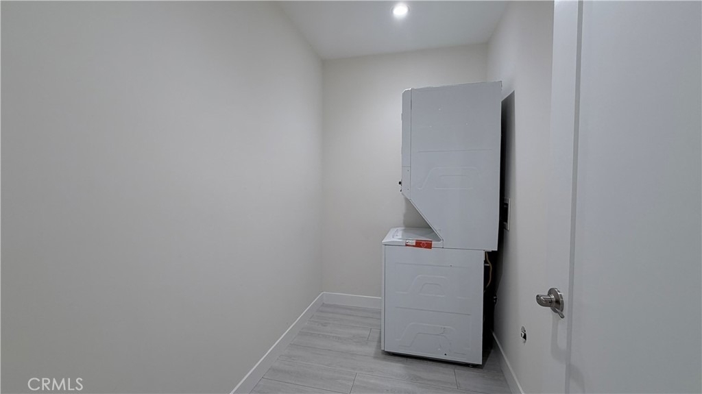 20210 Hartland Street - Photo 10