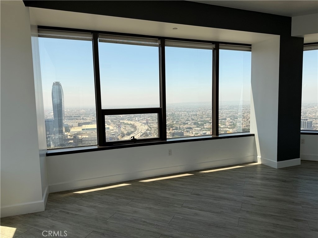 1100 Wilshire - Photo 7