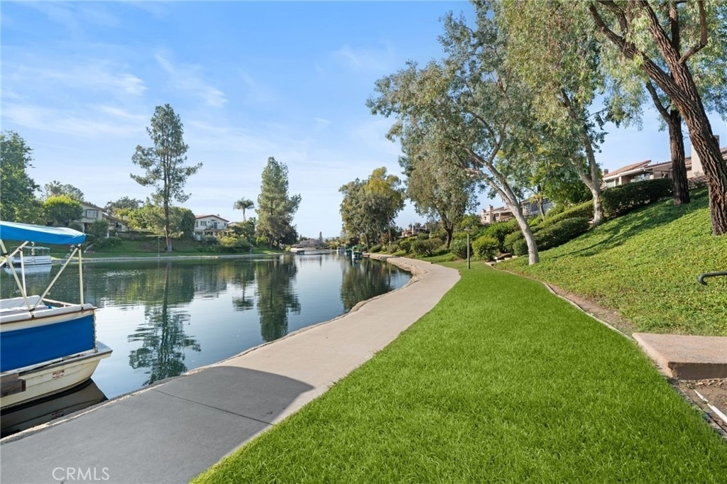 23034 Park Sorrento - Photo 6