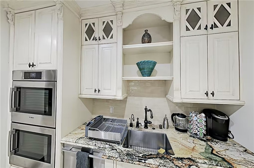 12403 Erwin Street - Photo 4