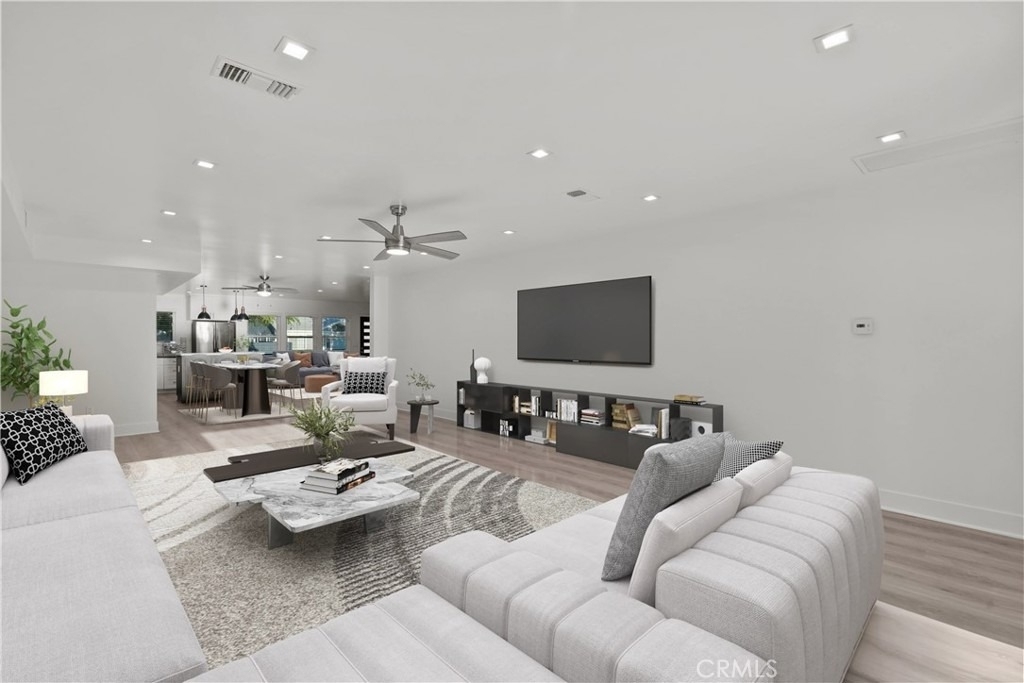 6051 Teesdale Avenue - Photo 13