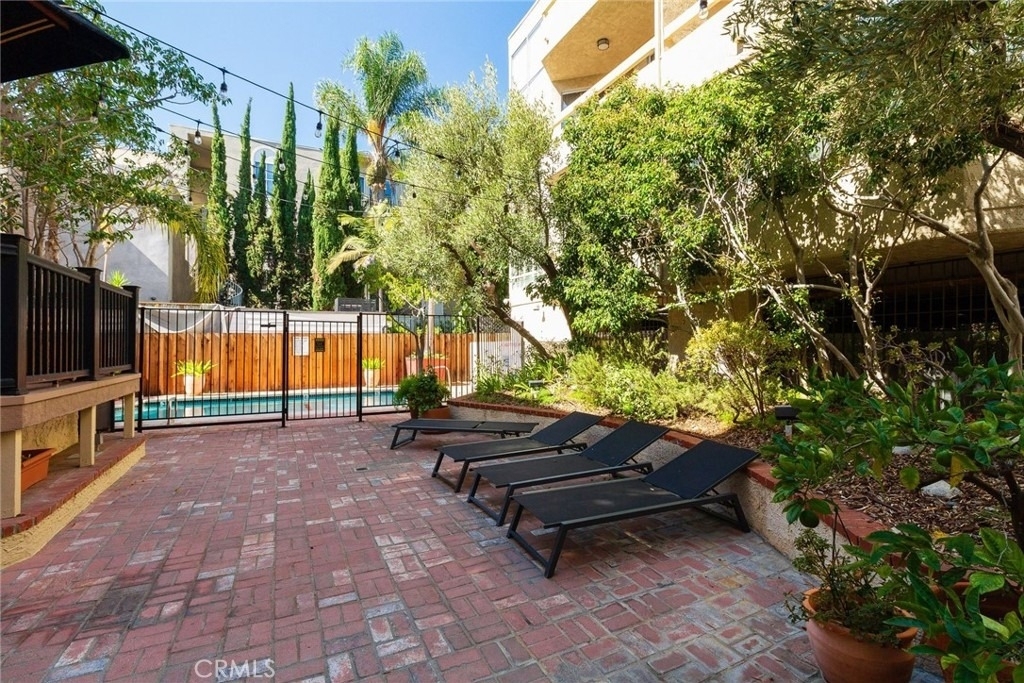 8960 Cynthia Street - Photo 11