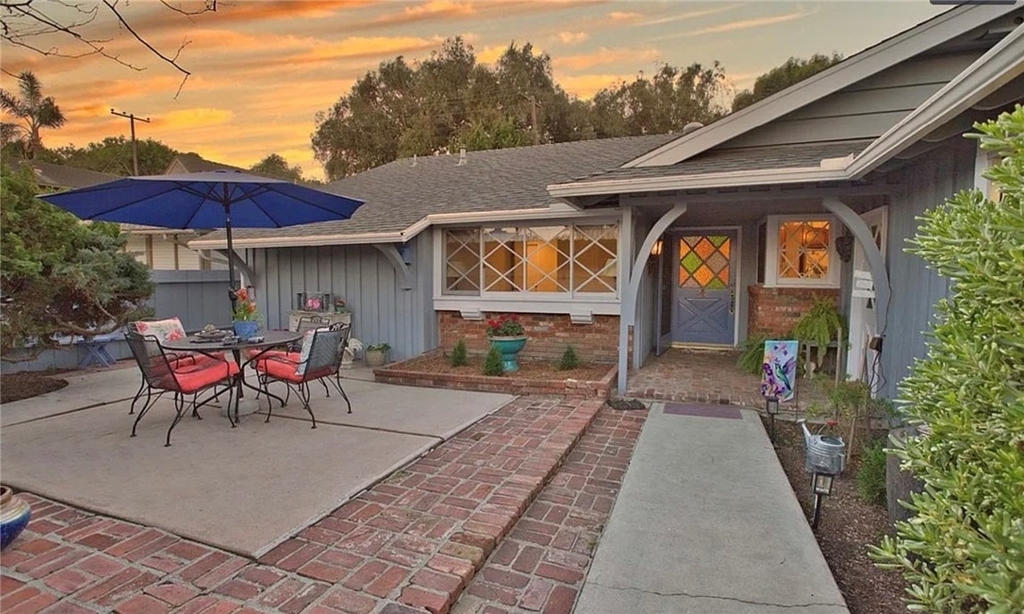 16711 Greenview - Photo 0