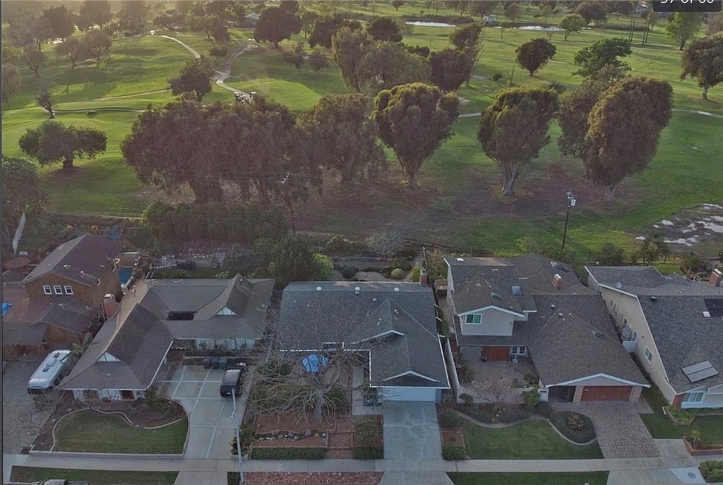 16711 Greenview - Photo 1