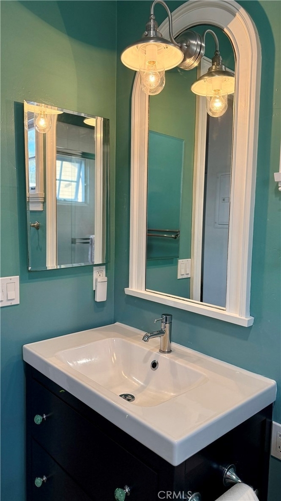28 1/2 Beacon Bay - Photo 4