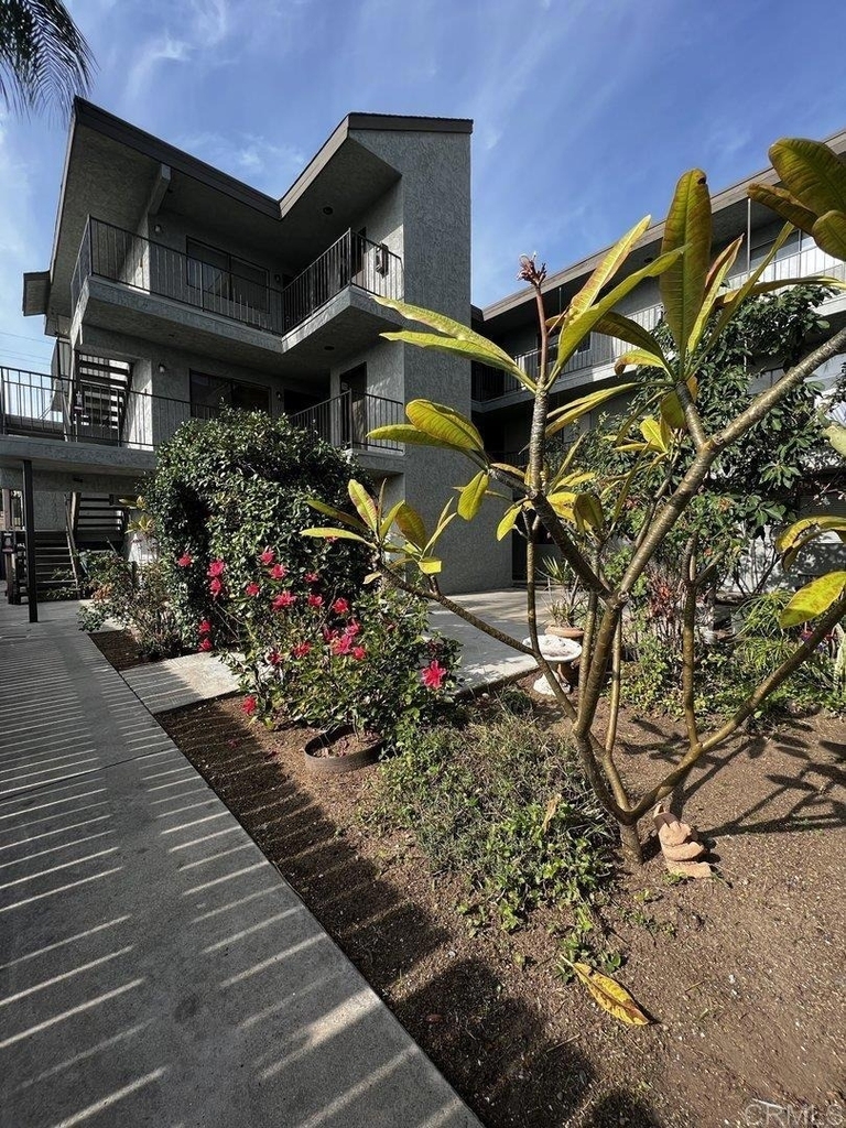 4120 Estrella Ave - Photo 10