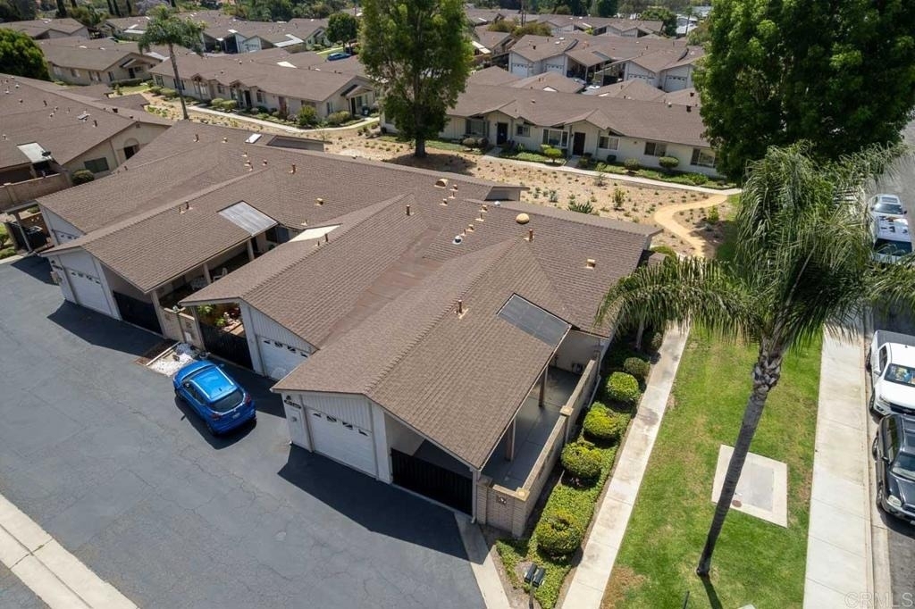 1025 Plover Way - Photo 19