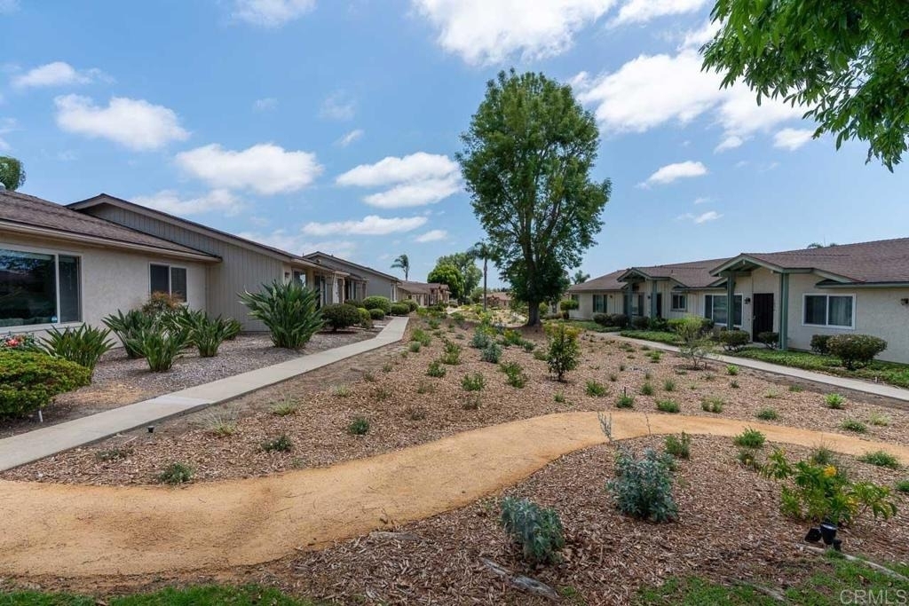 1025 Plover Way - Photo 16