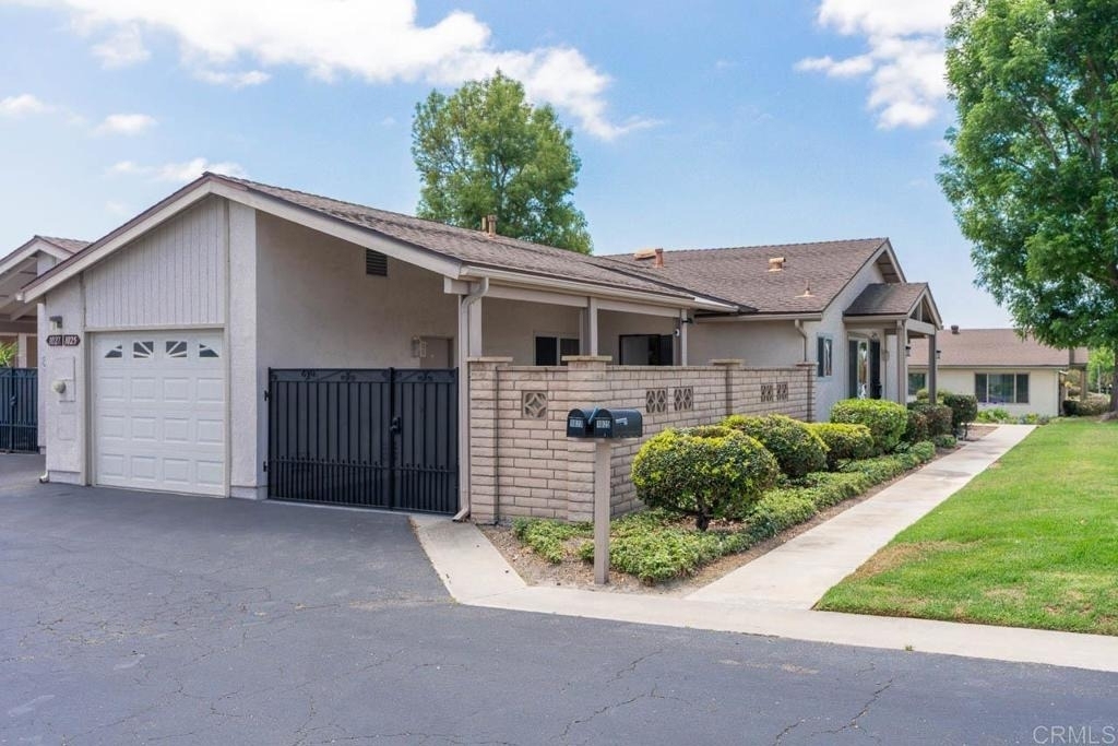1025 Plover Way - Photo 13
