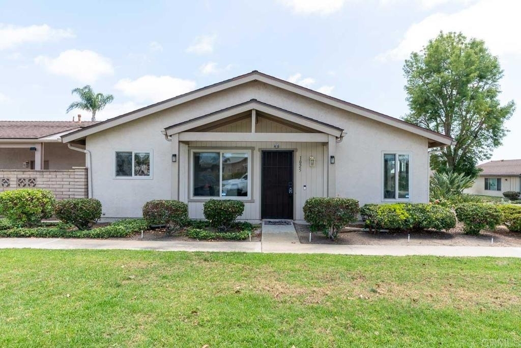 1025 Plover Way - Photo 14