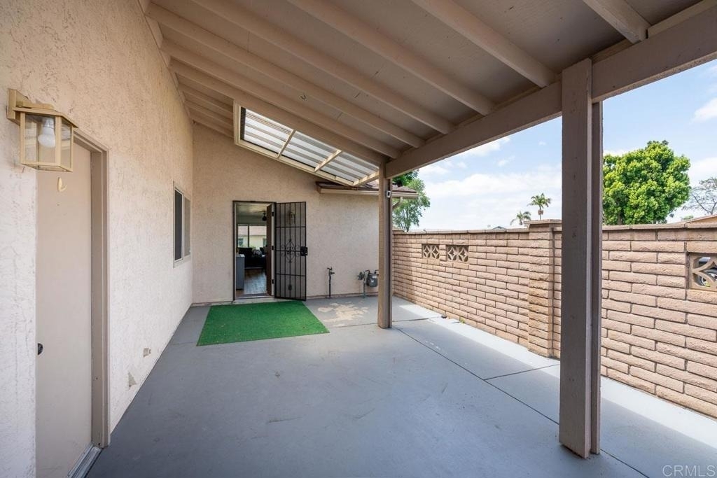 1025 Plover Way - Photo 12