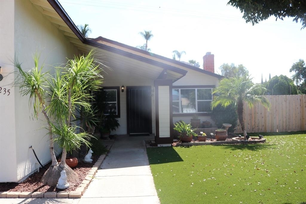 11235 Brockway Street - Photo 3