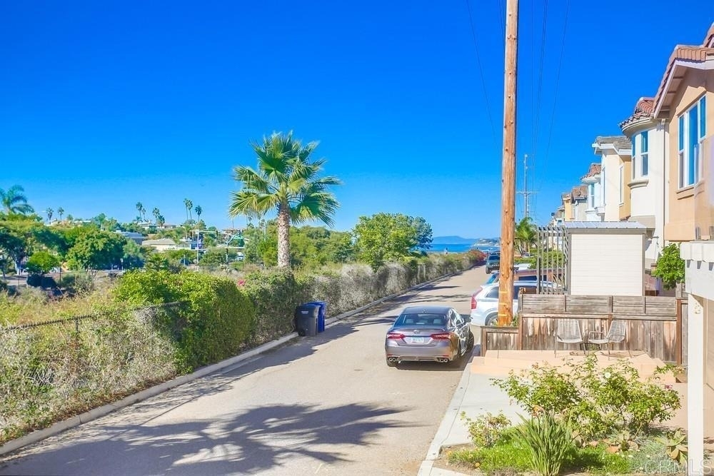 421 N Cedros Ave - Photo 51