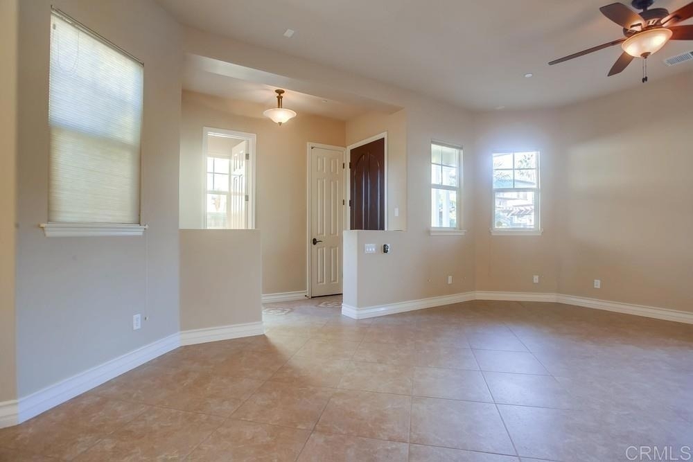 421 N Cedros Ave - Photo 9