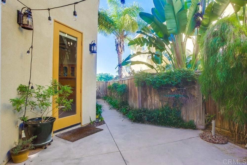 421 N Cedros Ave - Photo 44