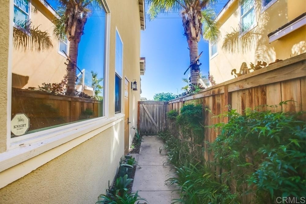 421 N Cedros Ave - Photo 46