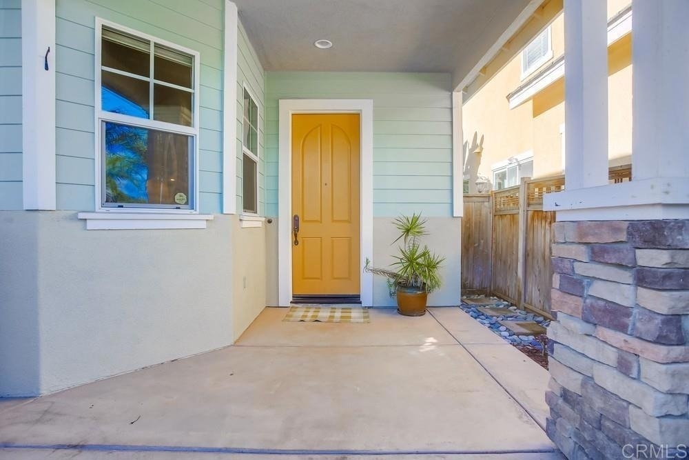 421 N Cedros Ave - Photo 5