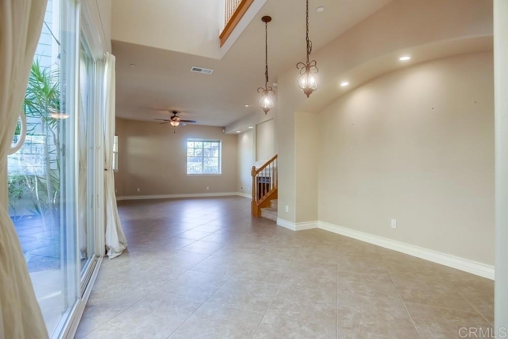 421 N Cedros Ave - Photo 13