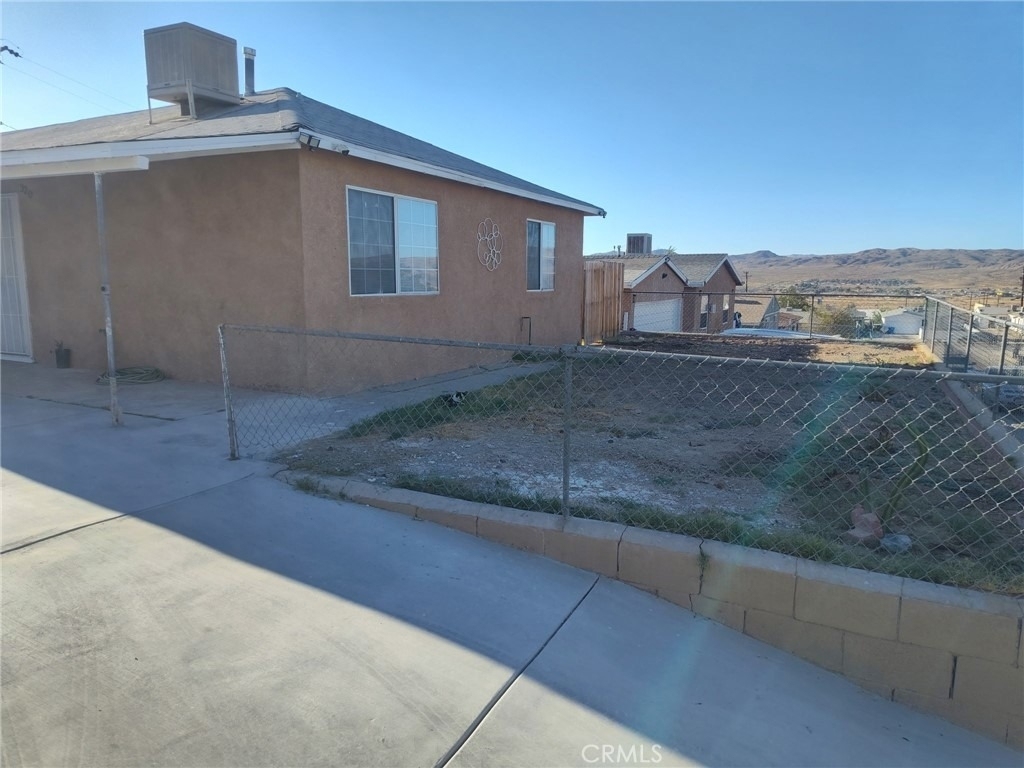 322 Maxine Avenue - Photo 1