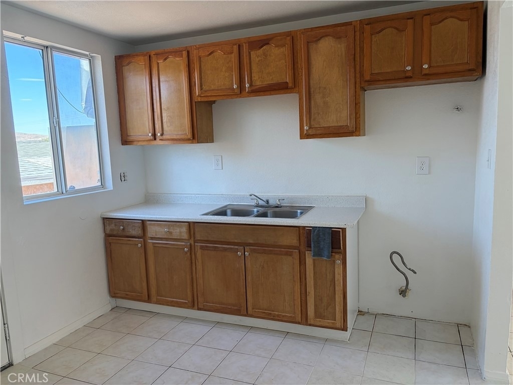 322 Maxine Avenue - Photo 4