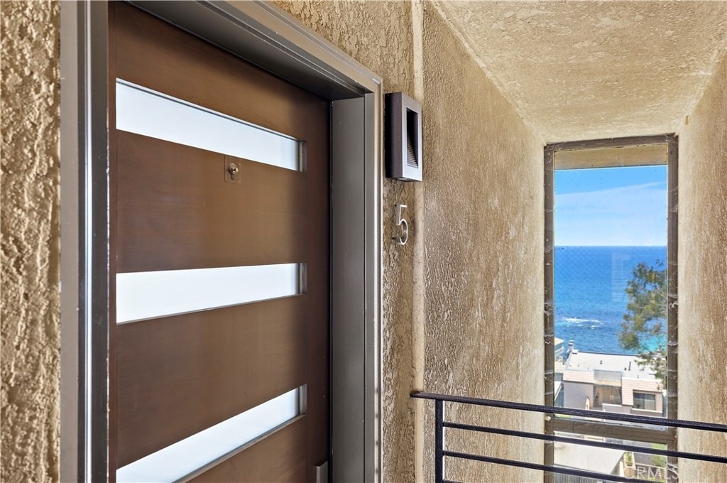 694 N Coast - Photo 1