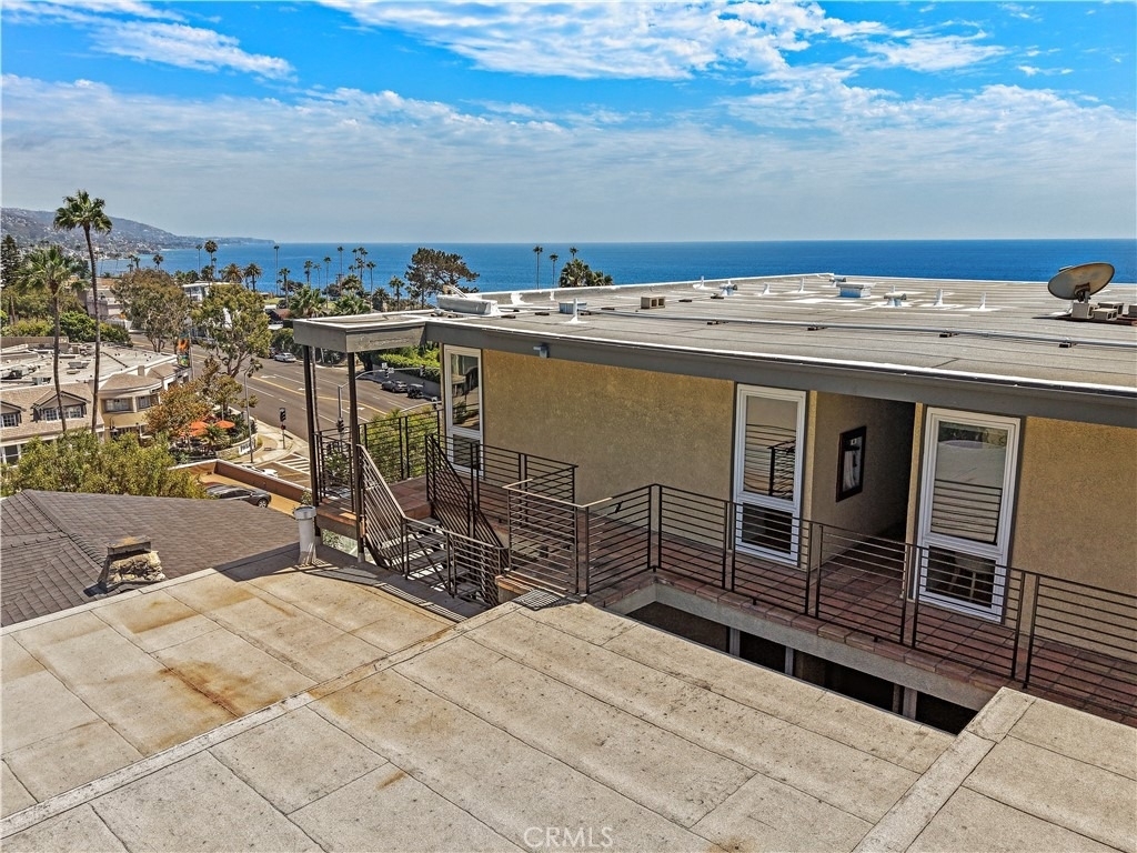 694 N Coast - Photo 16
